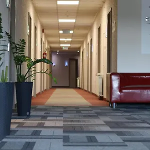 Only 15 Minutes To Center, Free Secure Parking Magyarország